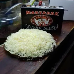 Martabak Black Sweet Keju Campur