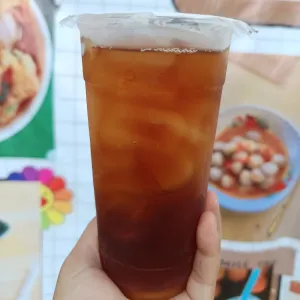 es teh jumboteh racikan sendiri dengan campuran gula murni