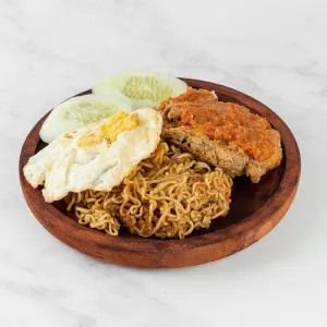 1 ✕ Indomie Ayam Geprek, 1 ✕ Nasi Polosayam geprek + Indomie + nasi putih
