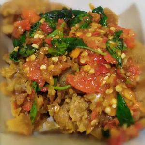 Ayam geprek kemangi