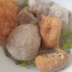 Bakso tahu siomay pangsit