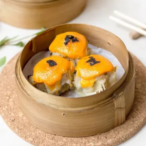 dimsum mentaidimsum dengan tambahan sauce dari ikan kod dan mayonaise | per porsi (8 pcs)