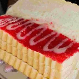 Roti Bakar Selai Strawberry