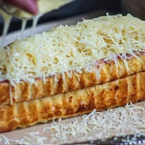 Roti Bakar Keju