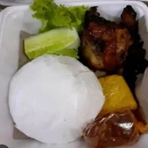 Paket Ayam Bakar Nasi Tahu Tempe