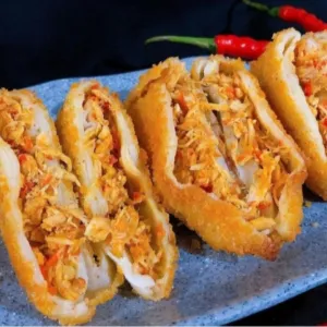 Risol ayam pedas