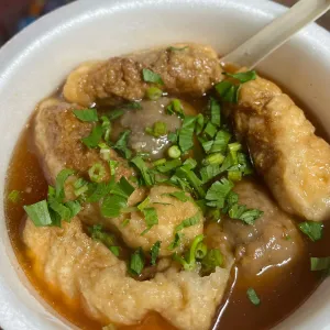Bakso ikan plus Somay tahubakso ikan dengan somay tahu