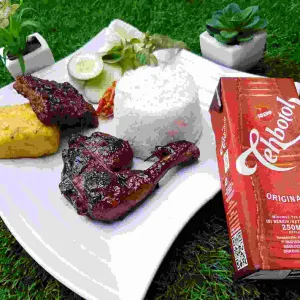 Paket Hore DAyam Bakar  + Nasi Putih + Tahu & Tempe + Teh Botol 350 Ml + Sambal + Lalapan